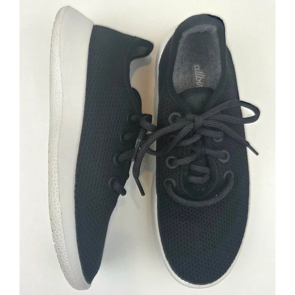 Allbirds Tree Runners Womens Size 7 Black White Lightweight Sustainable Sneakers